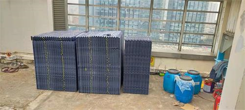 閉式冷卻塔為什么應(yīng)用軟化水及噴淋系統(tǒng)的自動(dòng)化(逆流閉式冷卻塔節(jié)能改