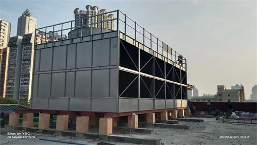 吊裝逆流冷卻塔使用應(yīng)注意問題(冷卻塔正確降溫方法)